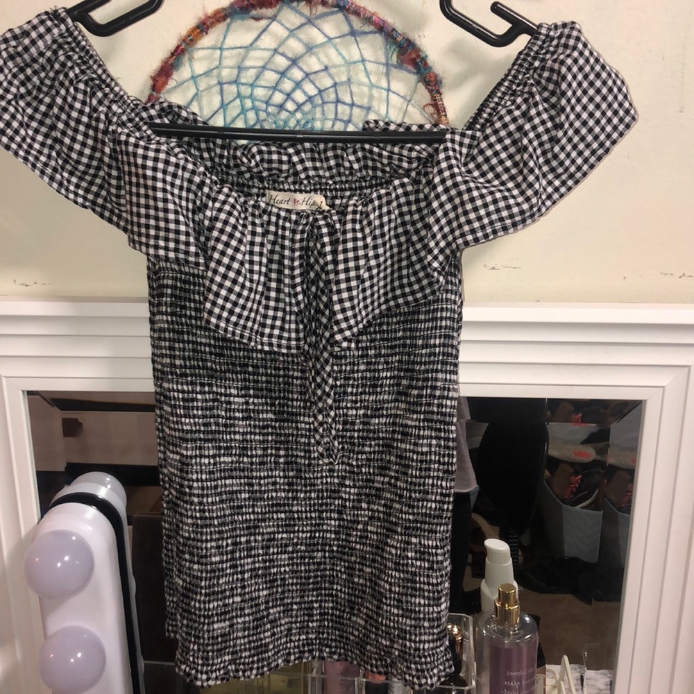 Off the shoulder black and white stretchy top